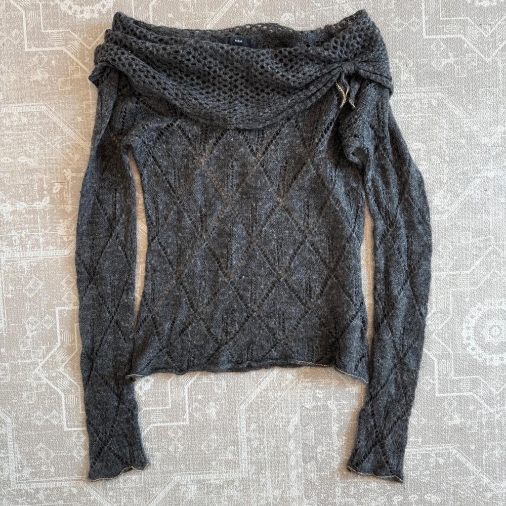 Y2K‎ crochet Off the shoulder Cowl Charcoal Grey Sweater Small Bella Swan Style